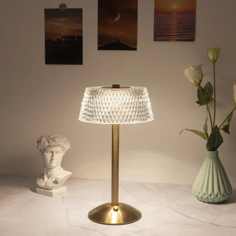 Luminária Led Europeia com Dimer Usb para Quarto e Bar Laresia