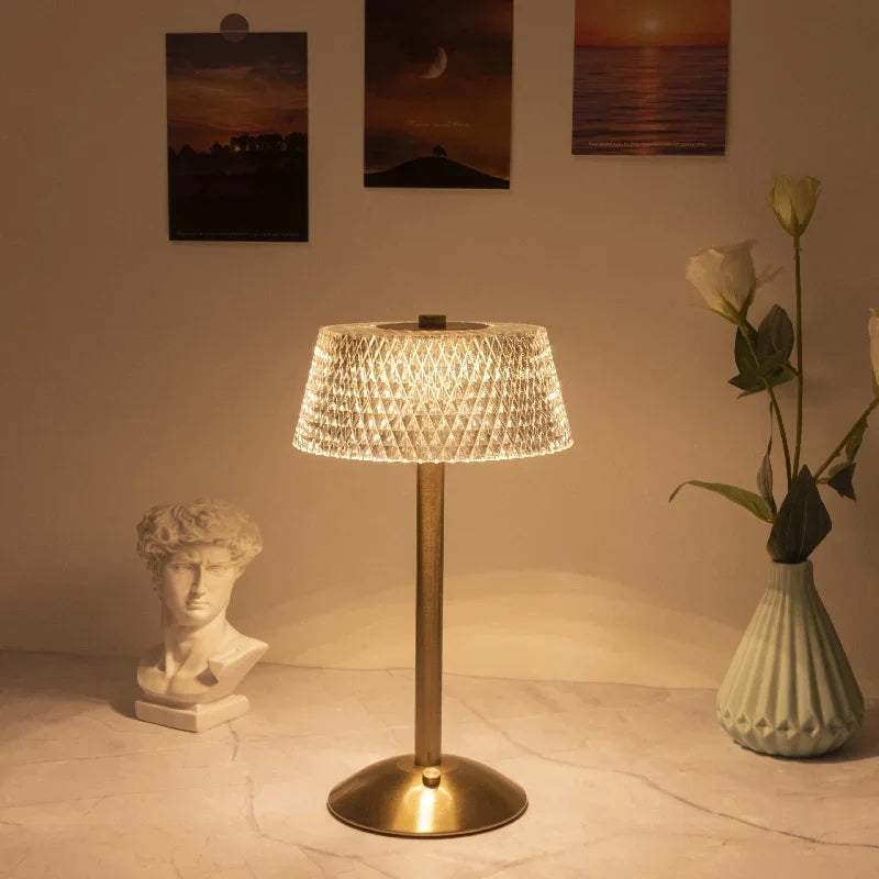 Luminária Led Europeia com Dimer Usb para Quarto e Bar Laresia